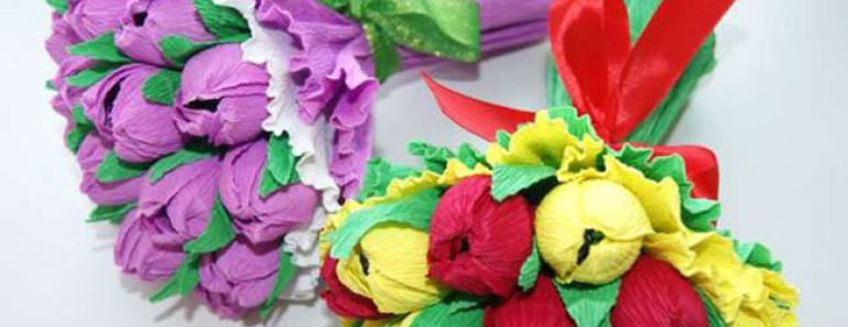 подарки из конфет на 8 марта, мастер класс