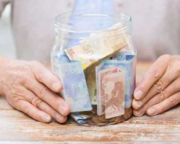 начисление пенсии работающему пенсионеру в 2017 году в России