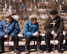 повысят ли пенсионный возраст в России в 2018 году